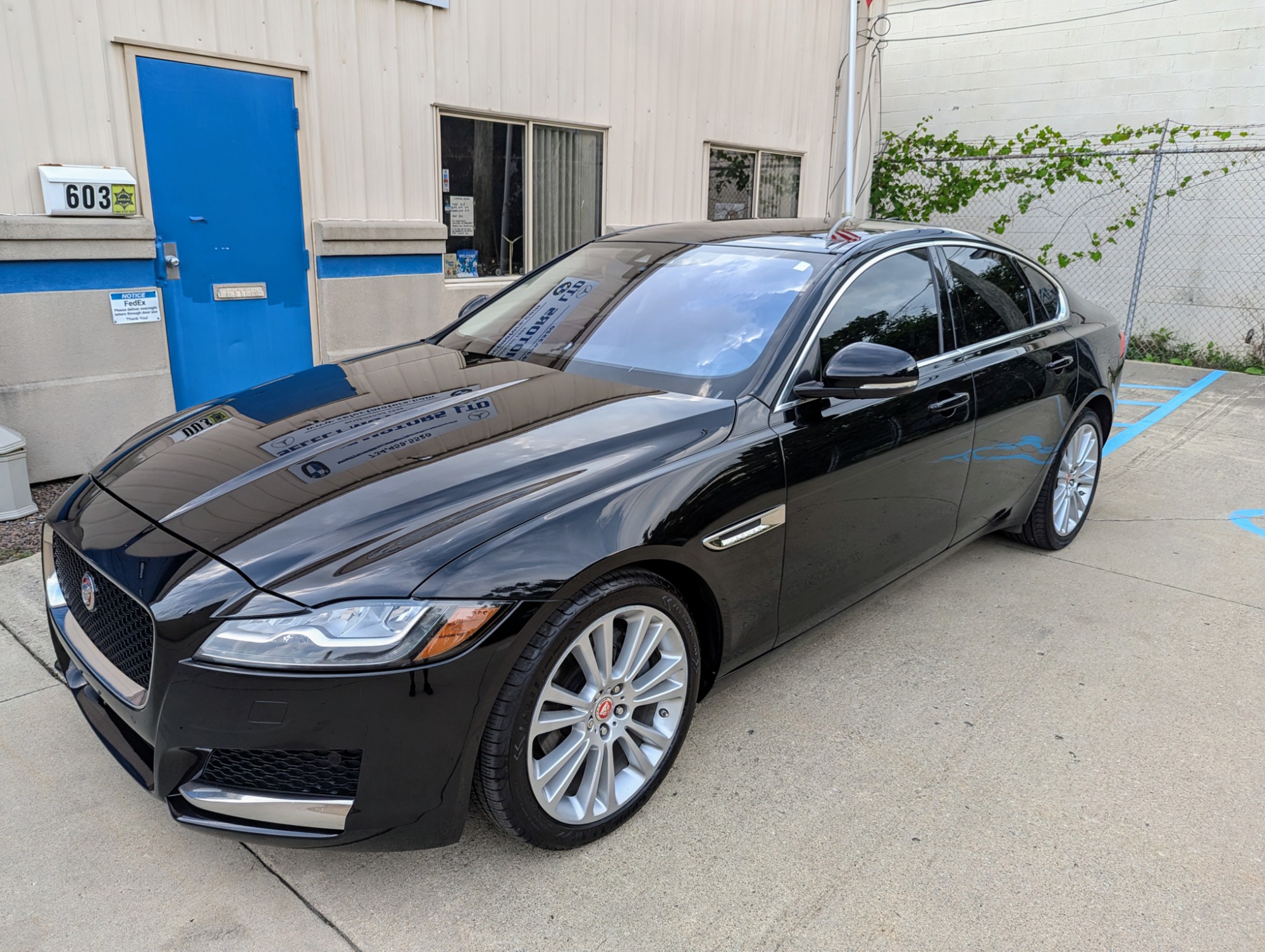 photo of 2017 Jaguar XF-Series 20d Prestige AWD