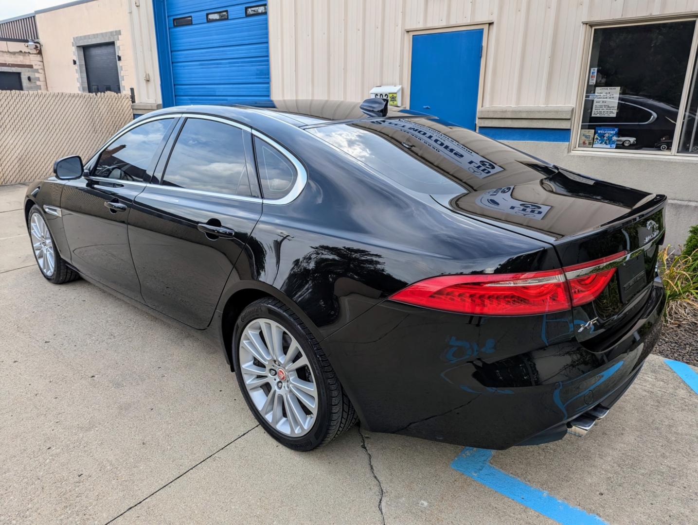 2017 Black Metallic /Black Leather Jaguar XF-Series (SAJBK4BN9HC) with an 2.0L I4 F DOHC 16V engine, Automatic transmission, located at 603 Amelia Street, Plymouth, MI, 48170, (734) 459-5520, 42.378841, -83.464546 - Photo#2