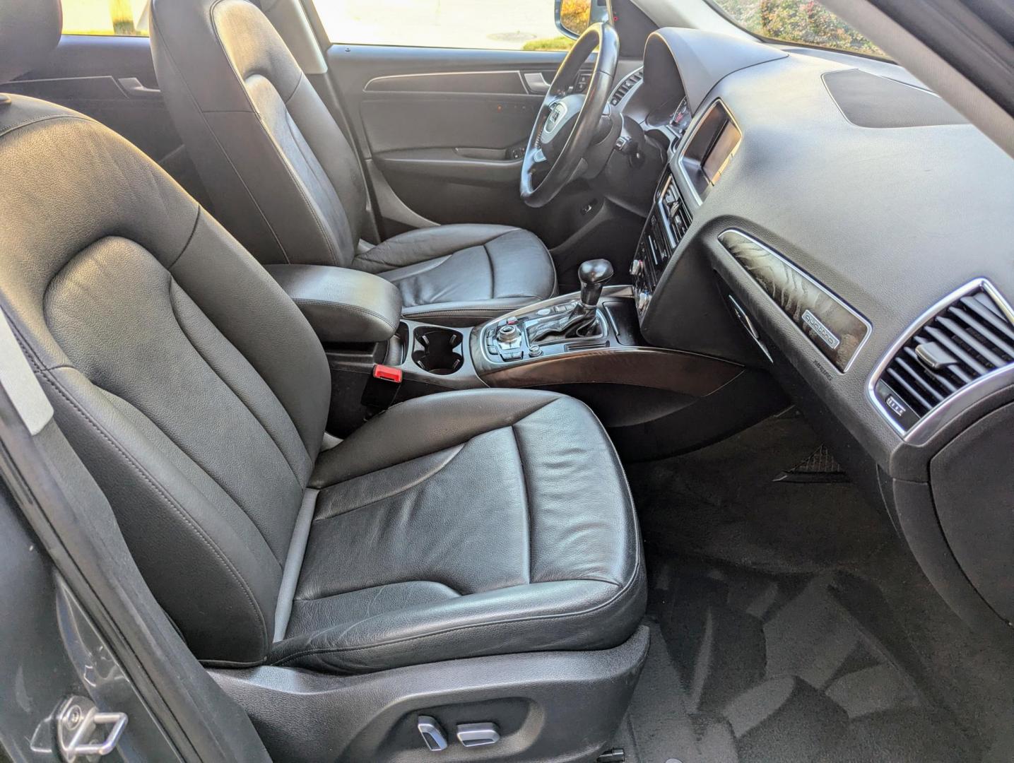 2015 Monsoon Grey Metallic /Black Leather Audi Q5 2.0T Premium Plus quattro (WA1LFAFP2FA) with an 2.0L L4 DOHC 16V engine, 8-Speed Automatic transmission, located at 603 Amelia Street, Plymouth, MI, 48170, (734) 459-5520, 42.378841, -83.464546 - Vehicles shown by appointment - Please call ahead - 734-459-5520, text 734-658-4573 or contact us via our web site at: http://www.selectmotors.com for complete Inventory, Photos, Videos and FREE Carfax Reports. 2015 Audi Q5 2.0T Quattro Premium Plus, Monsoon Grey Metallic, Black leather interio - Photo#9