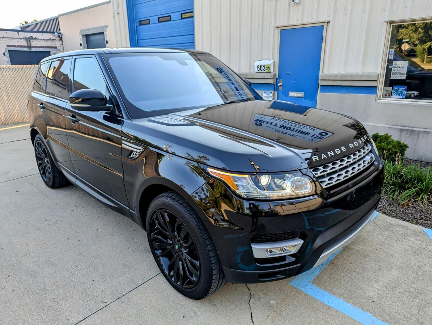 2016 Black Metallic /Black Leather Land Rover Range Rover Sport HSE (SALWR2VF5GA) with an 3.0L V6 24V DOHC SUPERCHARGED engine, 8A transmission, located at 603 Amelia Street, Plymouth, MI, 48170, (734) 459-5520, 42.378841, -83.464546 - Vehicles shown by appointment - Please call ahead - 734-459-5520, text 734-658-4573 or contact us via our web site at: http://www.selectmotors.com for complete Inventory, Photos, Videos and FREE Carfax Reports. 2016 Range Rover Sport HSE, Santorini Black Metallic, black leather interior, 71K mi - Photo#12