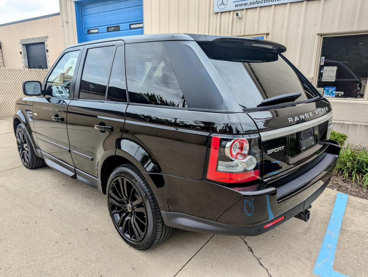 2012 Black Metallic /Almond Leather Land Rover Range Rover Sport HSE (SALSK2D45CA) with an 4.4L V8 DOHC 32V engine, 6-Speed Automatic transmission, located at 603 Amelia Street, Plymouth, MI, 48170, (734) 459-5520, 42.378841, -83.464546 - Vehicles shown by appointment - Please call ahead - 734-459-5520, text 734-658-4573 or contact us via our web site at: http://www.selectmotors.com for complete Inventory, Photos, Videos and FREE Carfax Reports. 2012 Land Rover Range Rover Sport HSE Luxury, Santorini Black Metallic with Almond pre - Photo#1