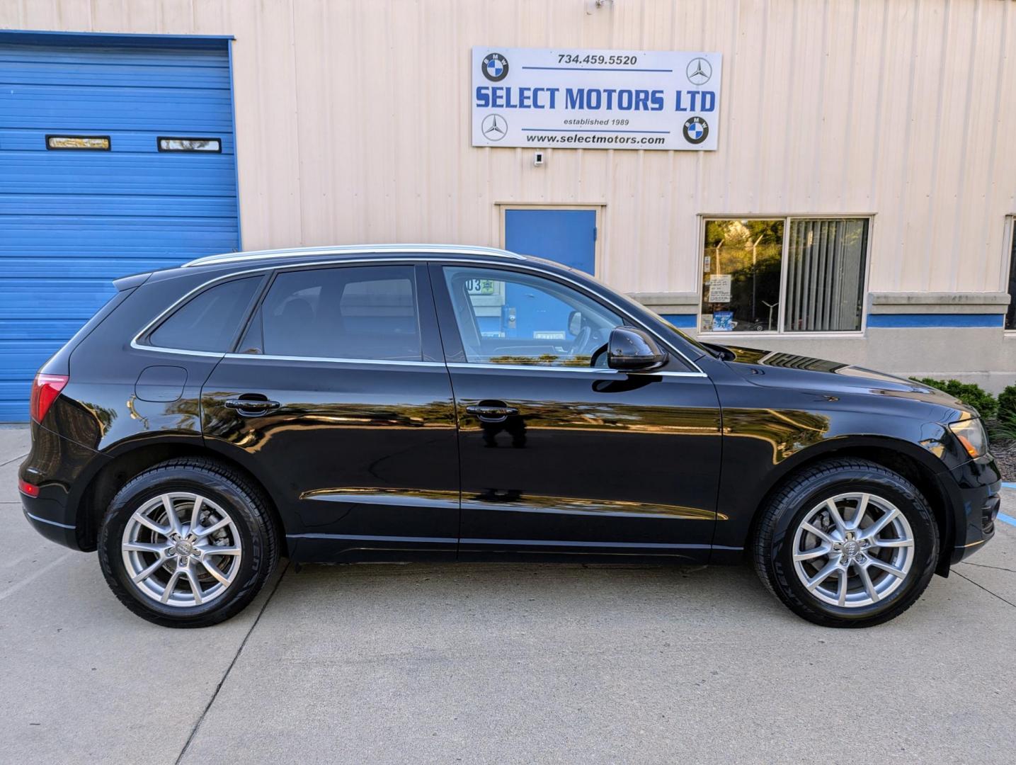 2011 Black /Black Leather Audi Q5 2.0 quattro Premium (WA1LFAFP3BA) with an 2.0L L4 DOHC 16V engine, 6-Speed Automatic transmission, located at 603 Amelia Street, Plymouth, MI, 48170, (734) 459-5520, 42.378841, -83.464546 - Vehicles shown by appointment - Please call ahead - 734-459-5520, text 734-658-4573 or contact us via our web site at: http://www.selectmotors.com for complete Inventory, Photos, Videos and FREE Carfax Reports. 2011 Audi Q5 2.0T Quattro Premium Plus, Black with black leather interior, 80K mil - Photo#14