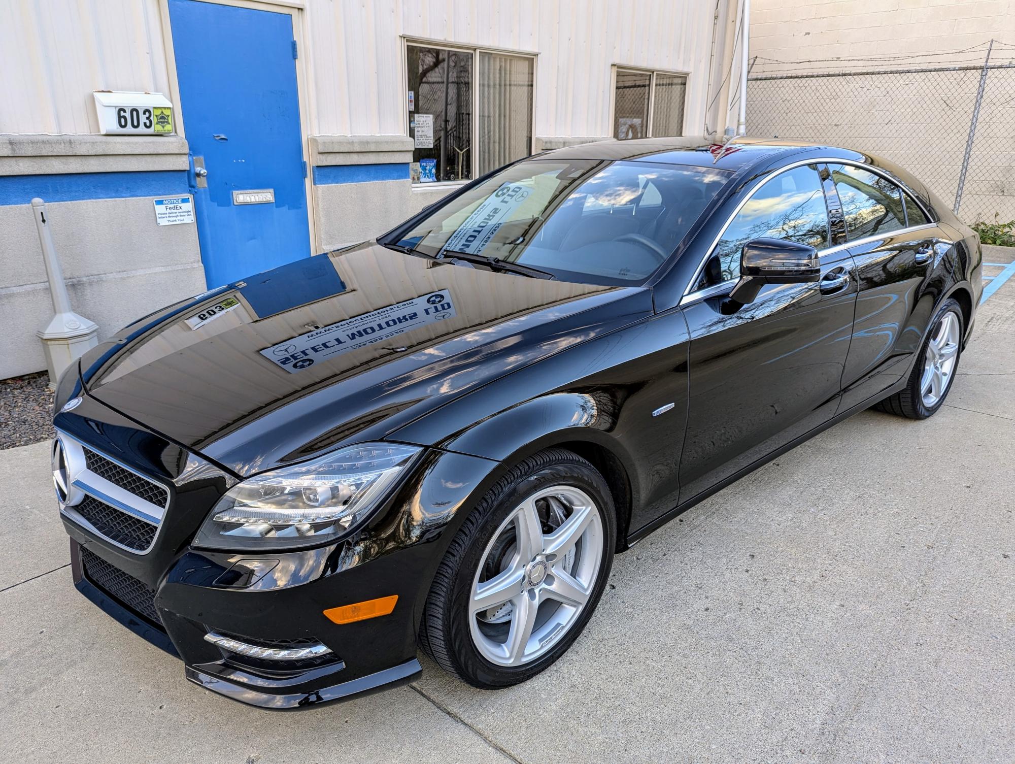 photo of 2012 Mercedes-Benz CLS-Class CLS550 4MATIC