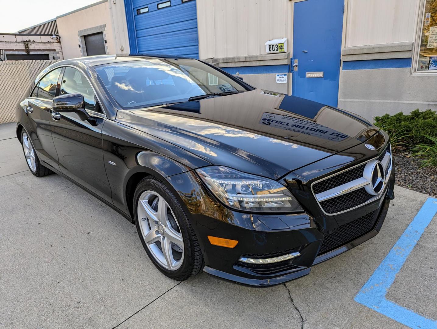 2012 Black /Black Mercedes-Benz CLS-Class CLS550 4MATIC (WDDLJ9BB7CA) with an 5.5L V8 DOHC 32V engine, 7-Speed Automatic transmission, located at 603 Amelia Street, Plymouth, MI, 48170, (734) 459-5520, 42.378841, -83.464546 - Photo#2