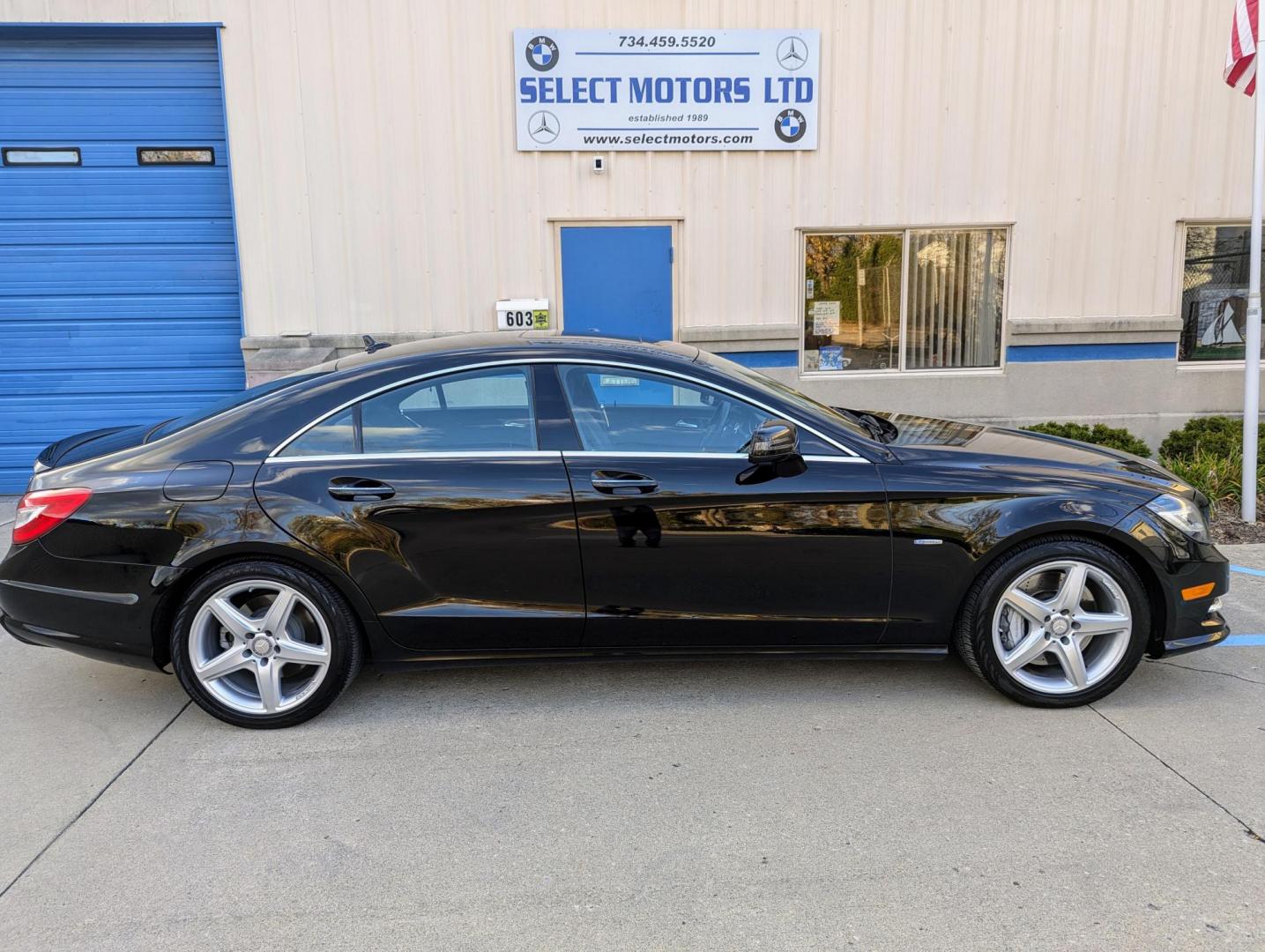 2012 Black /Black Mercedes-Benz CLS-Class CLS550 4MATIC (WDDLJ9BB7CA) with an 5.5L V8 DOHC 32V engine, 7-Speed Automatic transmission, located at 603 Amelia Street, Plymouth, MI, 48170, (734) 459-5520, 42.378841, -83.464546 - Photo#9