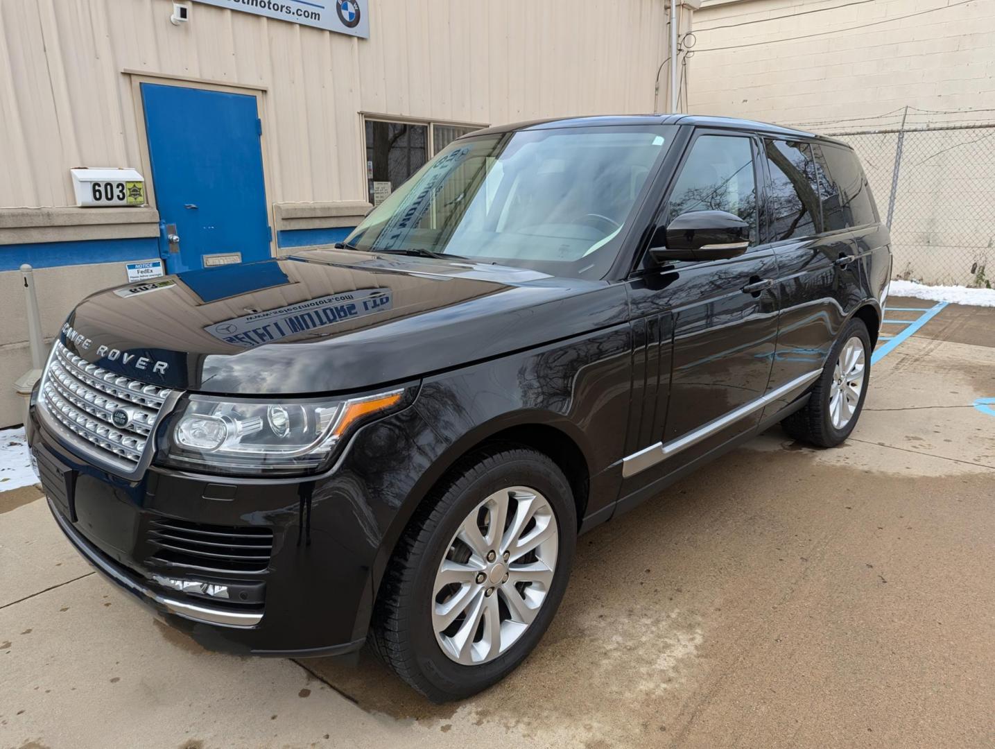 2014 Black /Black Land Rover Range Rover 3.0L V6 Supercharged HSE (SALGS2WF7EA) with an 3.0L V6 DOHC 24V SUPERCHARGED FFV engine, 8-Speed Automatic transmission, located at 603 Amelia Street, Plymouth, MI, 48170, (734) 459-5520, 42.378841, -83.464546 - Vehicles shown by appointment - Please call ahead - 734-459-5520, text 734-658-4573 or contact us via our web site at: http://www.selectmotors.com for complete Inventory, Photos, Videos and FREE Carfax Reports. 2014 Land Rover Range Rover HSE, Santorini Black with black & ivory interior, V6 Super - Photo#0