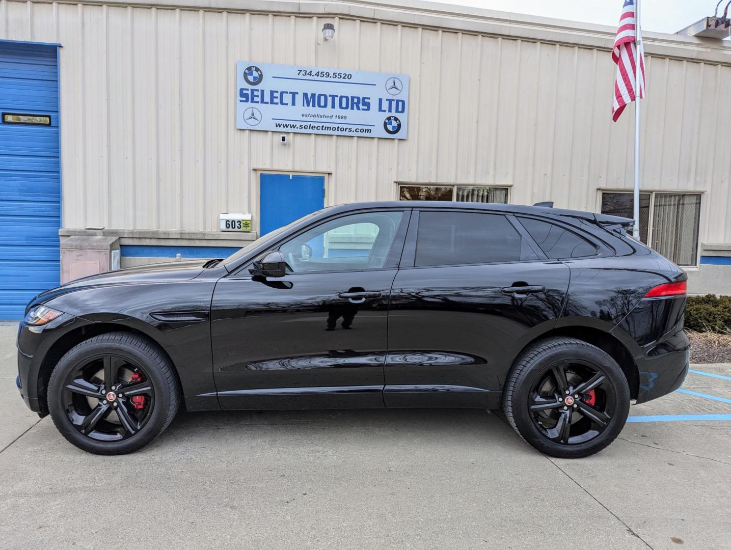 2018 Black /Black Leather Jaguar F-Pace S (SADCM2FVXJA) with an 3.0L V6 DOHC 24V SUPERCHARGED engine, 8A transmission, located at 603 Amelia Street, Plymouth, MI, 48170, (734) 459-5520, 42.378841, -83.464546 - Photo#1