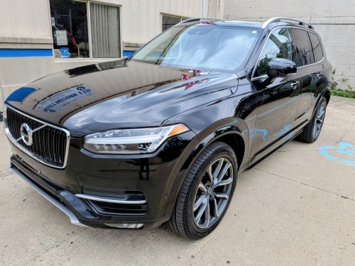 2018 Volvo XC90 T6 Momentum AWD
